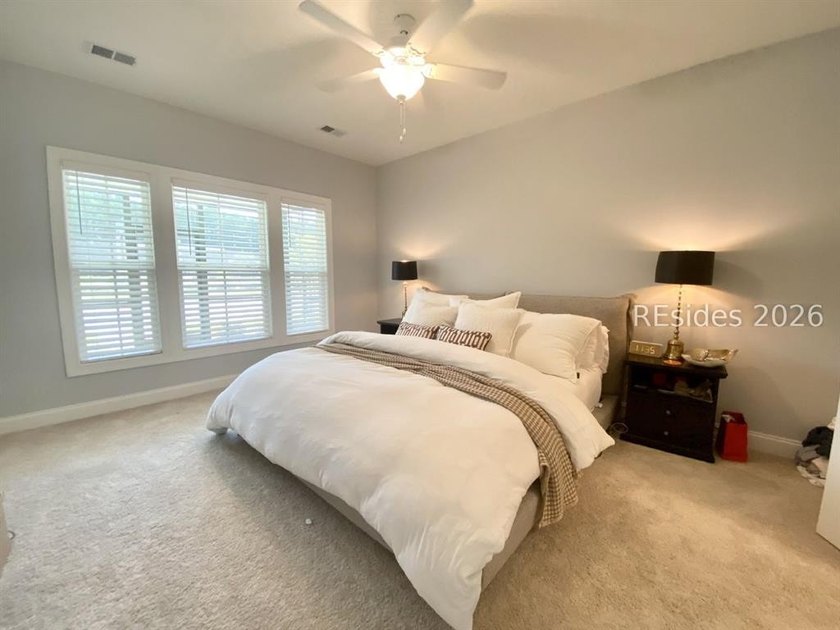 Great location to all Bluffton has to offer! Newer and in great - photo 7