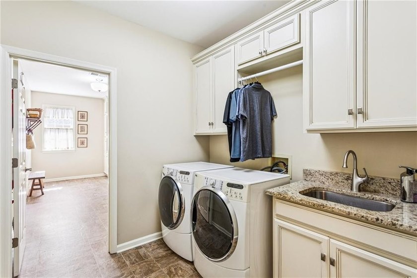 Welcome home to 3876 High Green Drive, set on a cul-de-sac in - photo 22