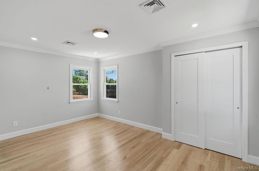 Welcome to 2934 Kinloch Road, a beautifully renovated 4-bedroom - photo 9