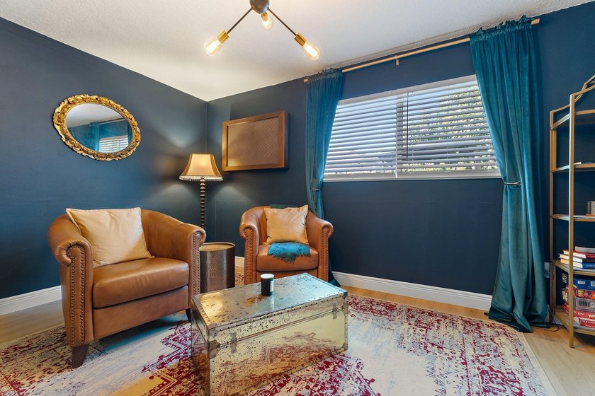 Positioned on an oversized corner lot in Lake Clarke Shores - photo 31