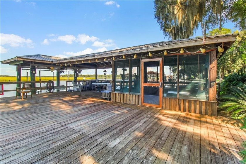 Private Deep Water Dock with Lift and Screened area. Nestled - photo 34