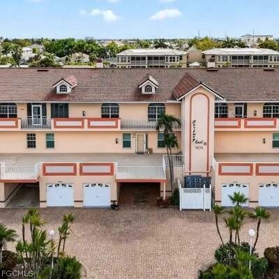 MOTIVATED SELLER! Welcome to your dream waterfront escape. This - photo 36