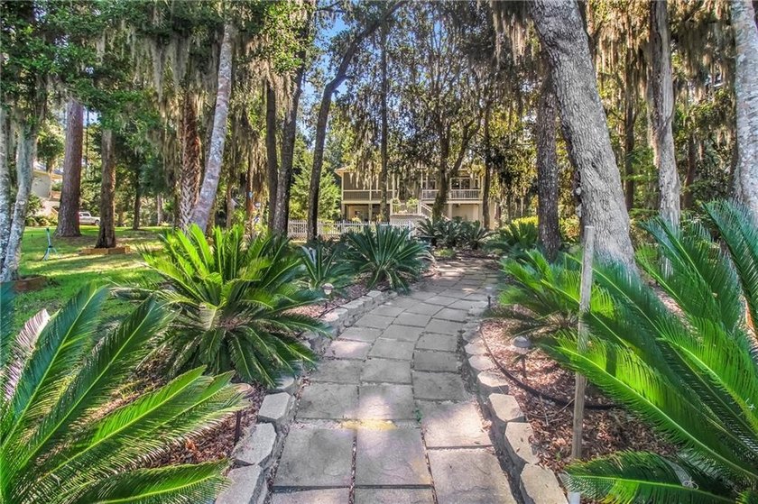 Private Deep Water Dock with Lift and Screened area. Nestled - photo 42