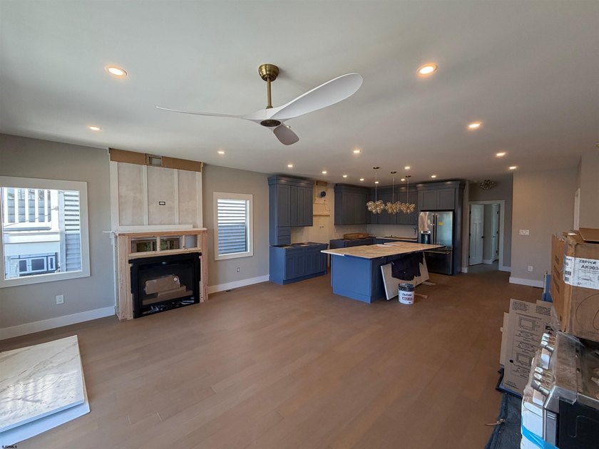 **JUST REDUCED! BRING ALL OFFERS!** BUILDER REDEVELOPING 4 OTHER - photo 3