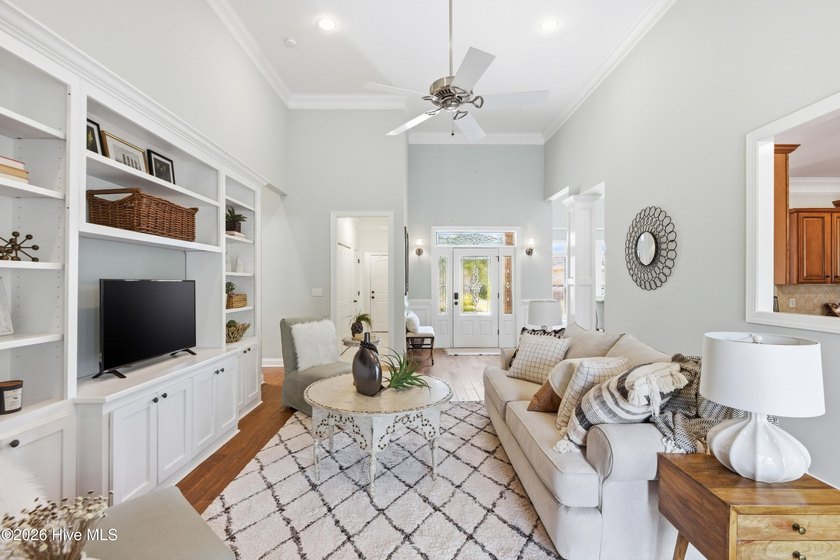 Welcome Home to this beautiful, 3 bedroom, 3 bath home located - photo 18