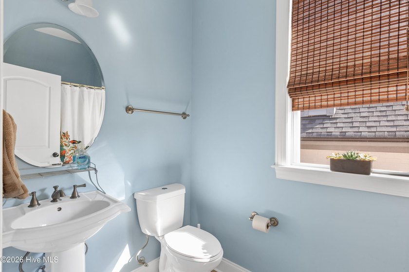 Welcome Home to this beautiful, 3 bedroom, 3 bath home located - photo 39