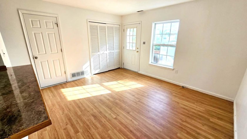 Welcome to 130 Folsom Avenue! This well-maintained 3 bedroom, 2 - photo 9