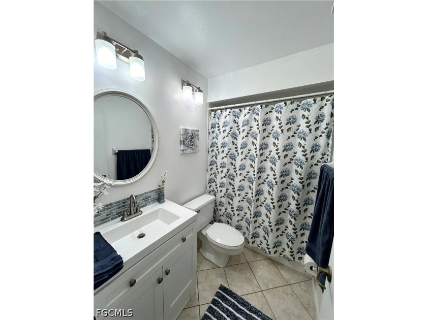 First floor, realistically priced and in great condition - photo 12
