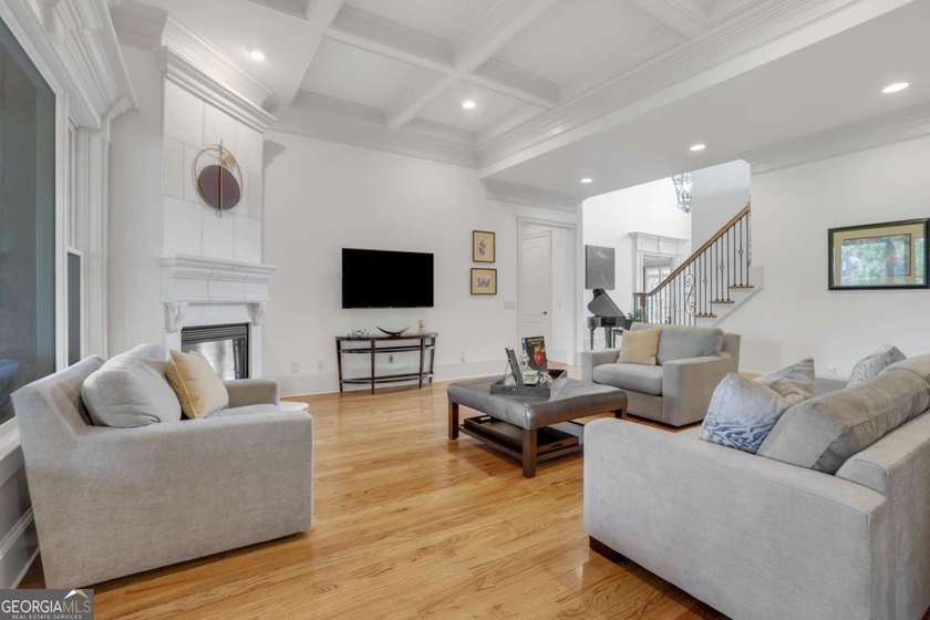 Perfectly positioned along the golf course in the prestigious - photo 14