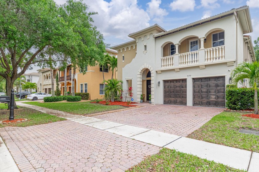 Welcome to Worthington Estates, an exclusive gated enclave of - photo 2