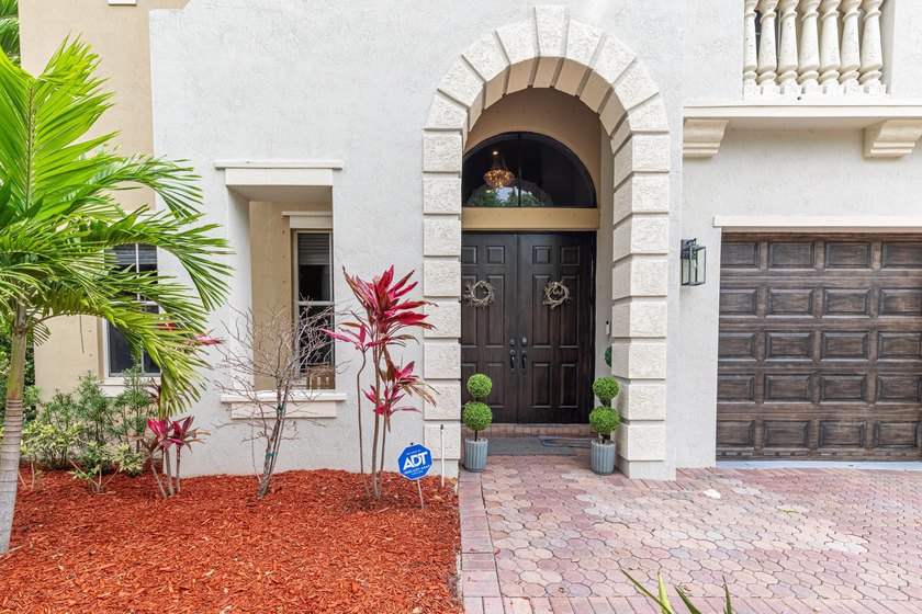 Welcome to Worthington Estates, an exclusive gated enclave of - photo 5