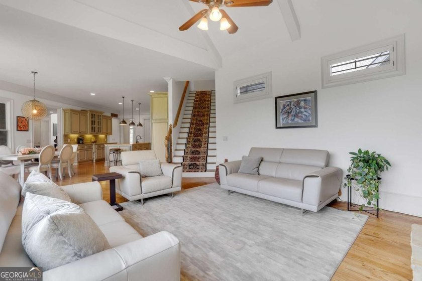 Perfectly positioned along the golf course in the prestigious - photo 27