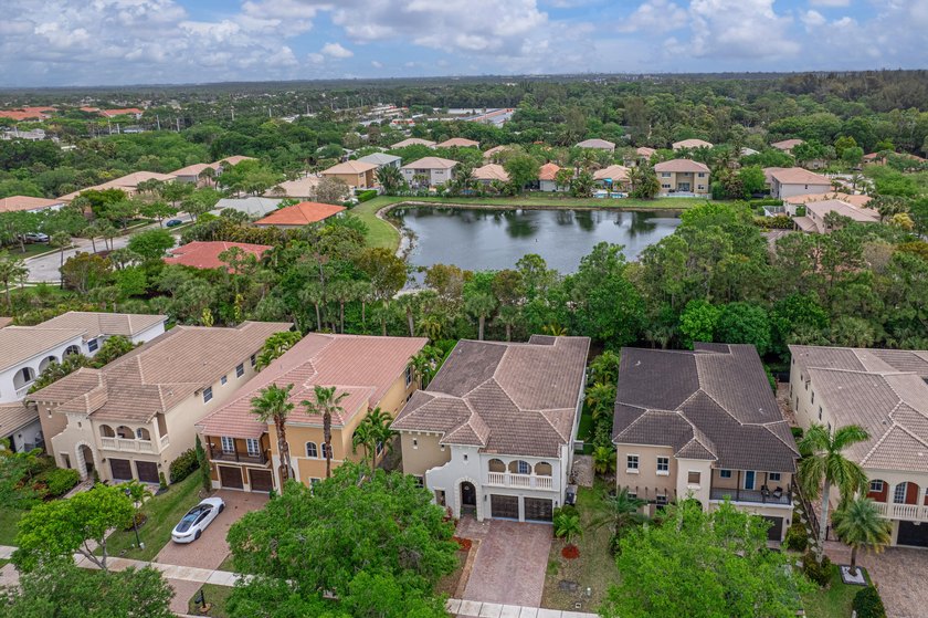 Welcome to Worthington Estates, an exclusive gated enclave of - photo 7