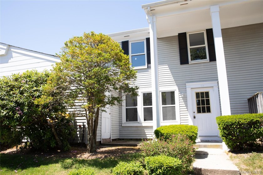 2 Bedroom, 1 1/2 Baths,,,, Attached Pud. (Looks Like a Condo - photo 2
