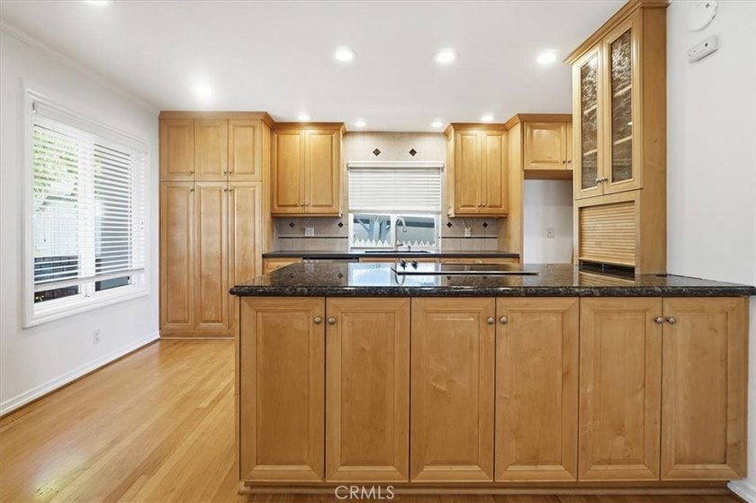**Split-level advantages at 28019 Braidwood Dr, Rancho Palos - photo 13