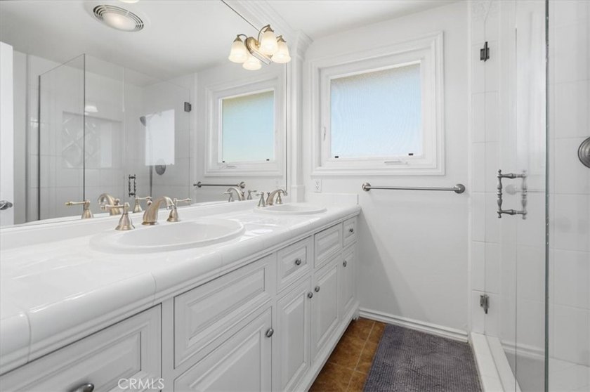 **Split-level advantages at 28019 Braidwood Dr, Rancho Palos - photo 15