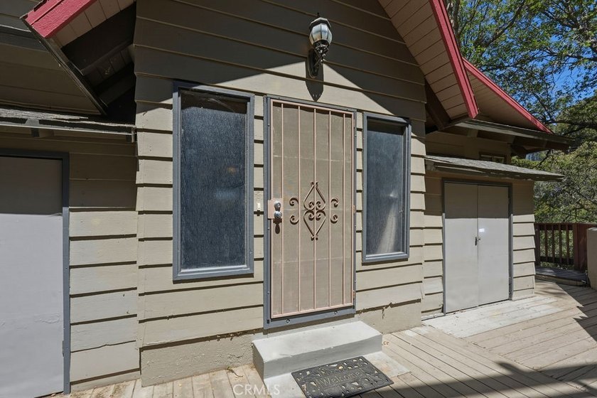 If you're looking for amazing lake views and room for the whole - photo 5