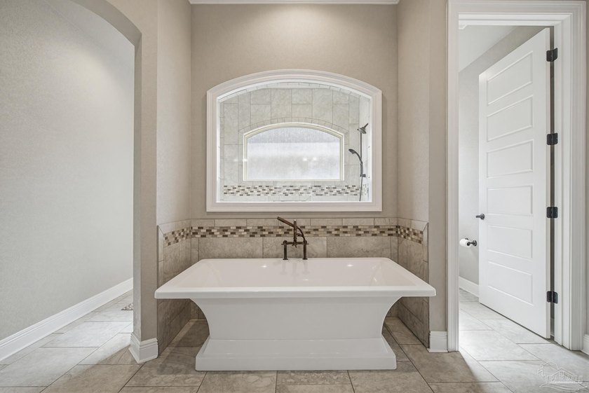 ***OPEN HOUSE FRIDAY 10th 1-3pm*** Comfort, style, and peace of - photo 44