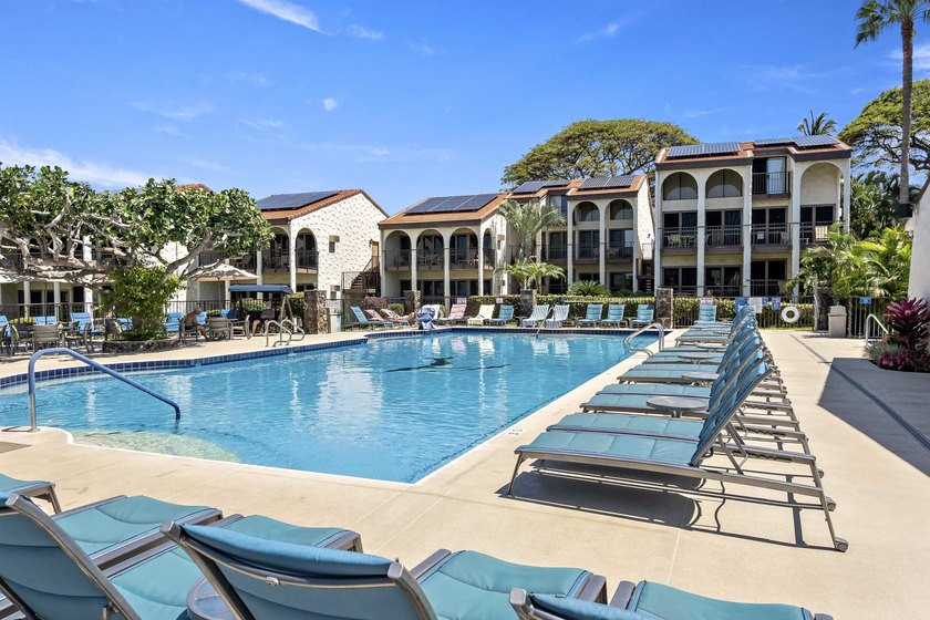 Well kept and nicely appointed vacation rental located near the - photo 5