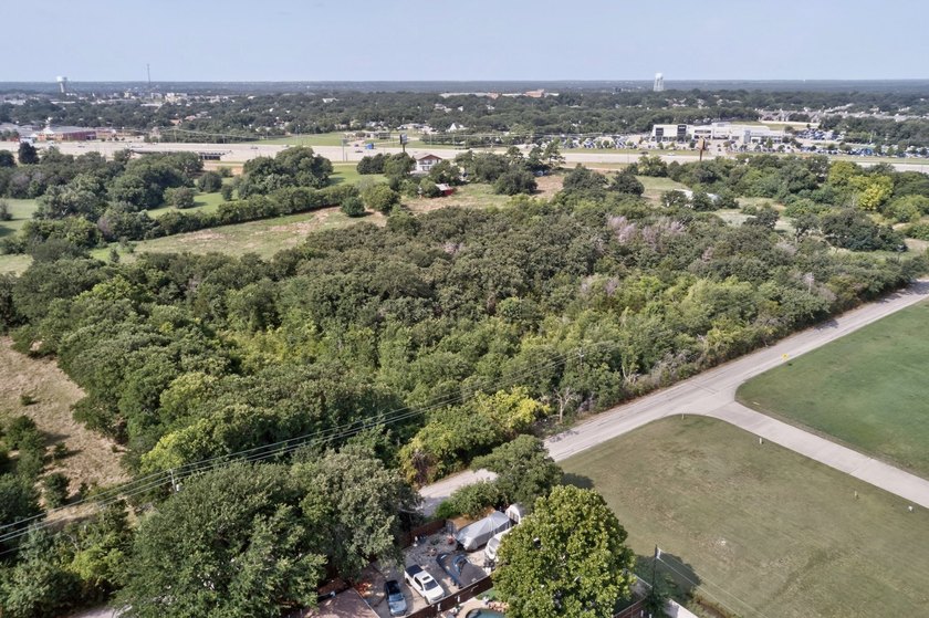 Prime opportunity in the heart of Corinth! This 4.179-acre - photo 8