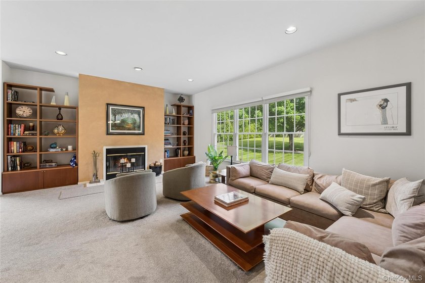 Welcome to 3 Naomi Court, a timeless 5-bedroom, 4.5-bath Center - photo 6