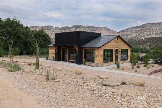 Brand new modern commercial remodel. Everything is new! Massive - photo 6