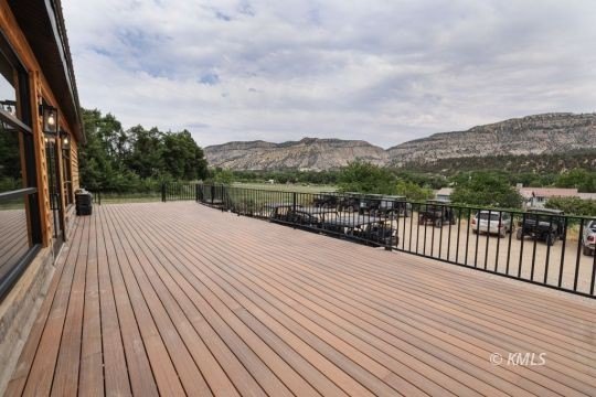 Brand new modern commercial remodel. Everything is new! Massive - photo 7