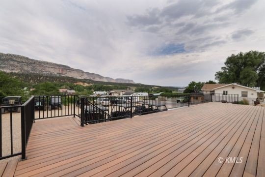 Brand new modern commercial remodel. Everything is new! Massive - photo 10