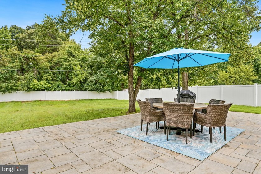 Welcome to 3309 Moreland Place, a beautifully updated two-story - photo 34