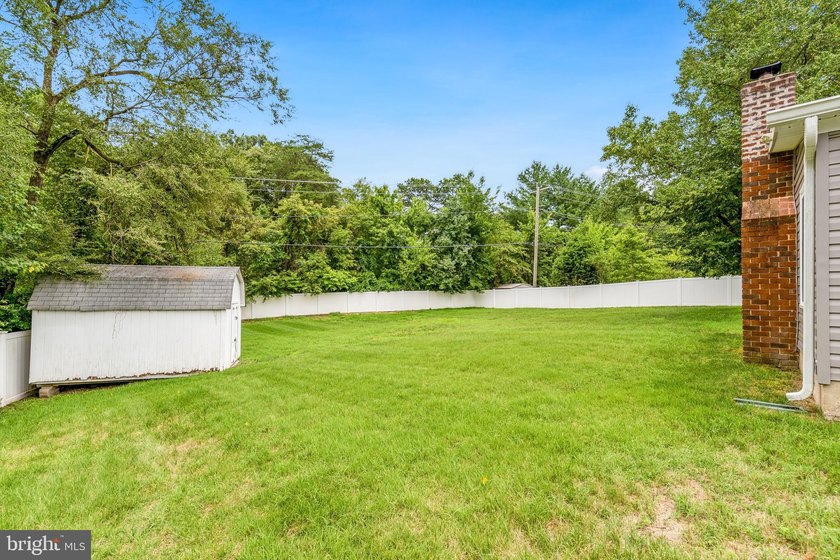 Welcome to 3309 Moreland Place, a beautifully updated two-story - photo 35