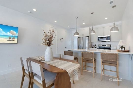 Discover luxury living at The Kivas at Catori Canyon. This - photo 3