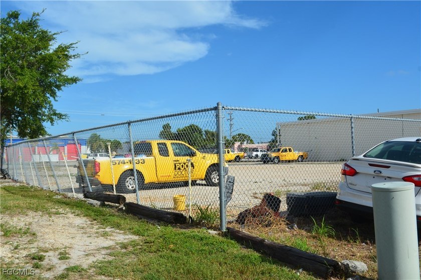 Prime I-1 Industrial Parcel - Country Club Blvd Frontage Seize - photo 5