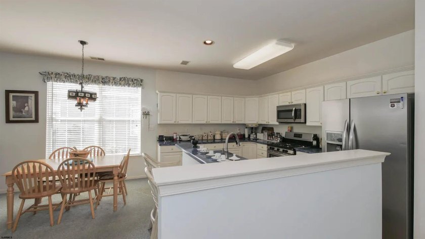Beautiful Ivy Model in Four Seasons at Smithville - Move-In - photo 8
