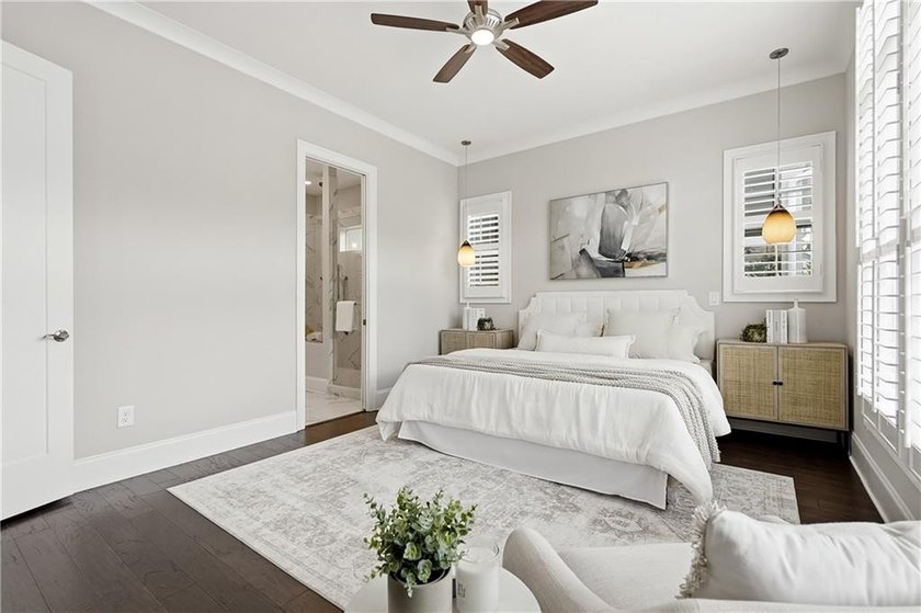 Rare Elevator Home Steps from Avalon! Welcome to luxurious - photo 4