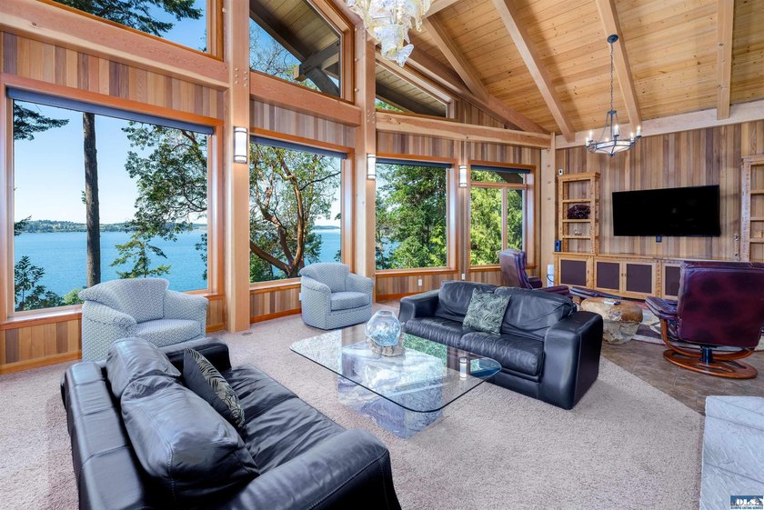 Once you've experienced this stunning, private Sequim Bay - photo 15