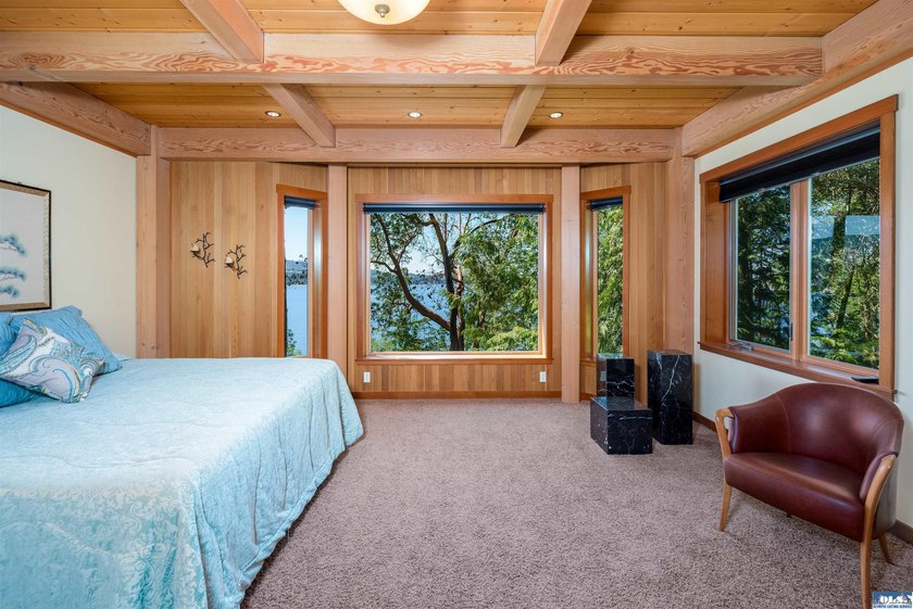 Once you've experienced this stunning, private Sequim Bay - photo 29