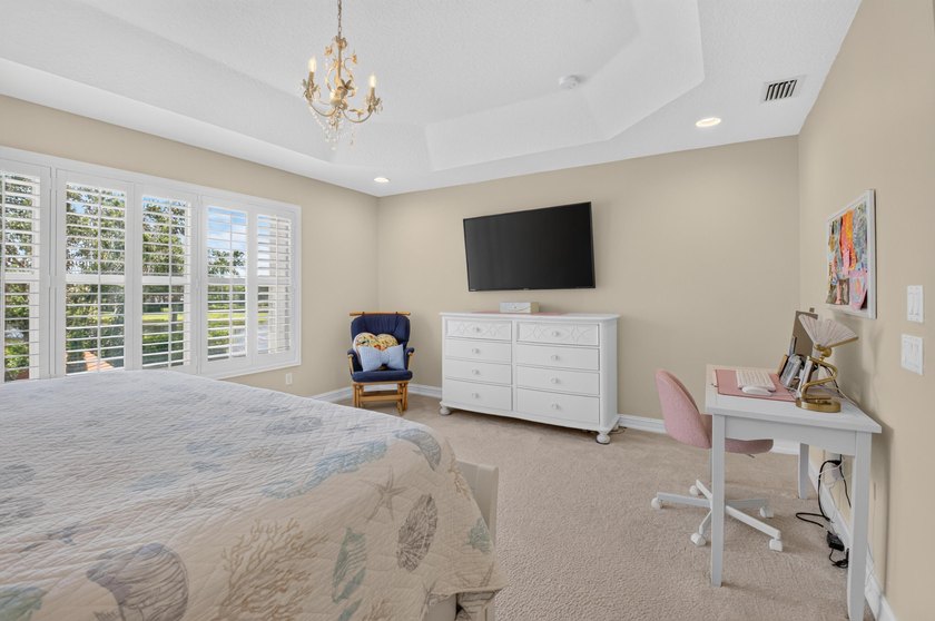 Located in a Cul de sac on an oversized pie shaped lot with a - photo 33