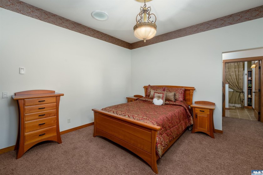 Once you've experienced this stunning, private Sequim Bay - photo 34