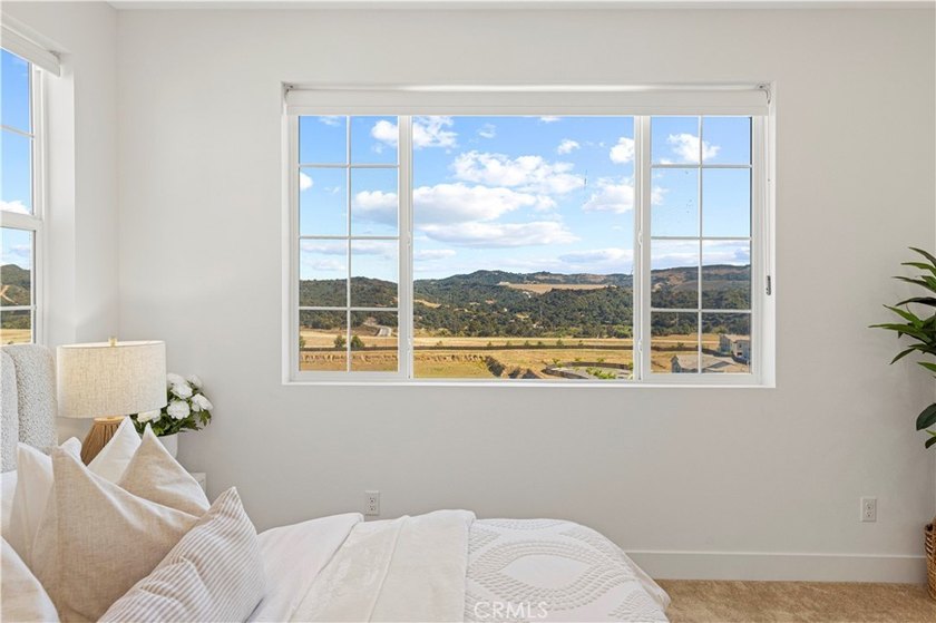 Corner Lot with Front-Row Views! Perfectly situated on a premium - photo 35