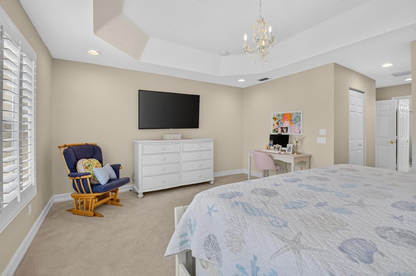 Located in a Cul de sac on an oversized pie shaped lot with a - photo 35