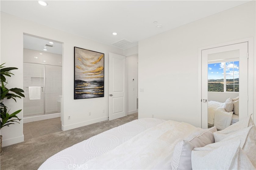 Corner Lot with Front-Row Views! Perfectly situated on a premium - photo 37