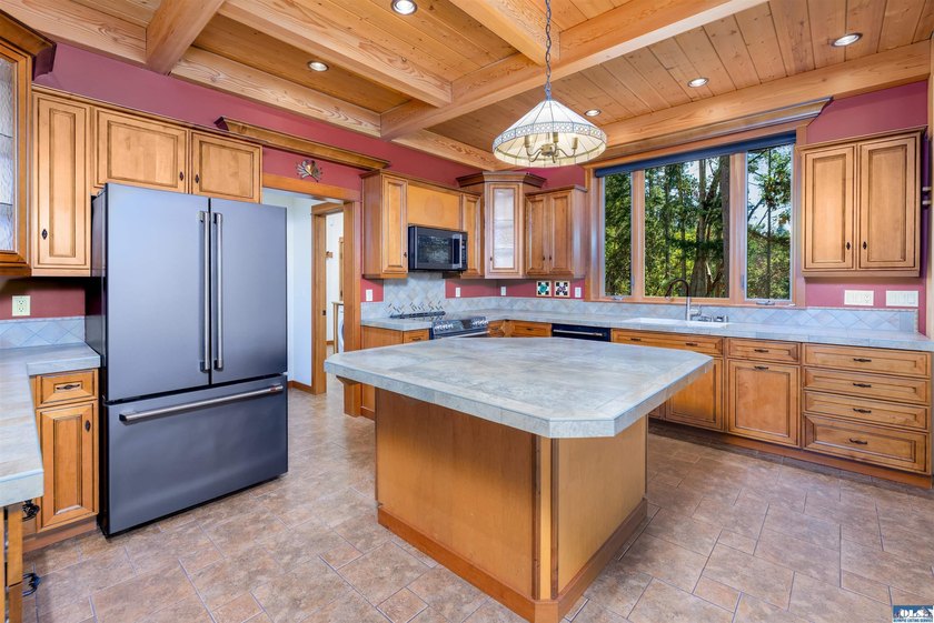Once you've experienced this stunning, private Sequim Bay - photo 37