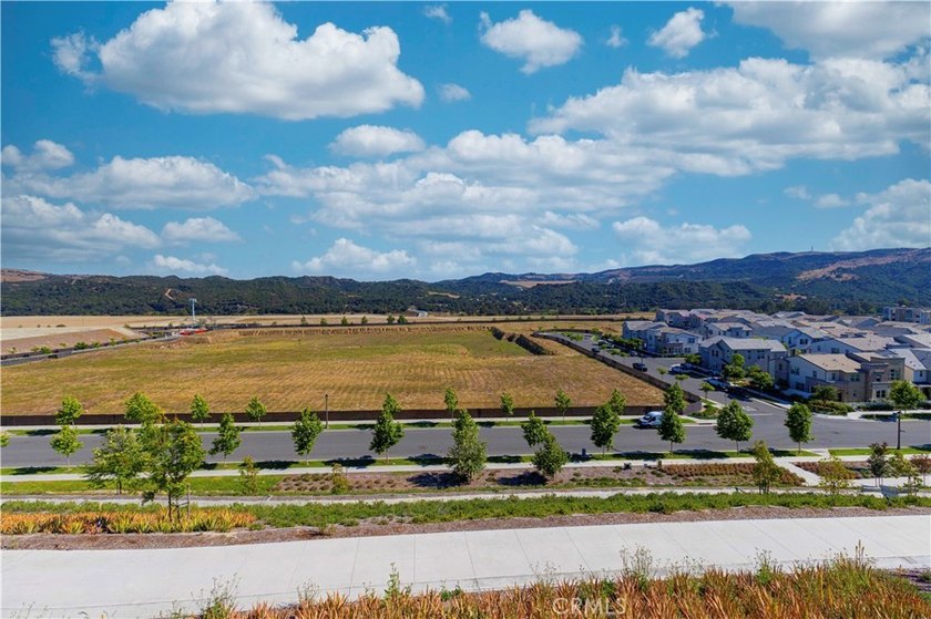 Corner Lot with Front-Row Views! Perfectly situated on a premium - photo 45