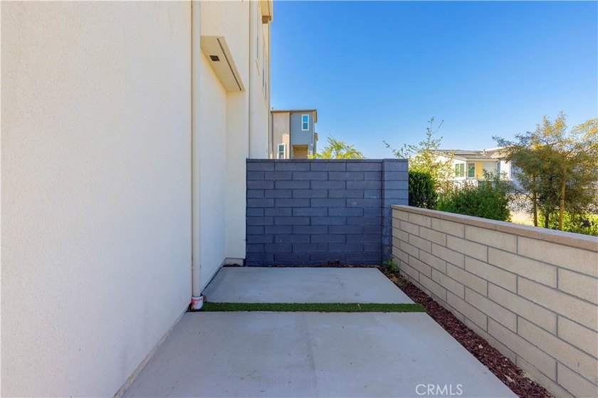 Corner Lot with Front-Row Views! Perfectly situated on a premium - photo 46