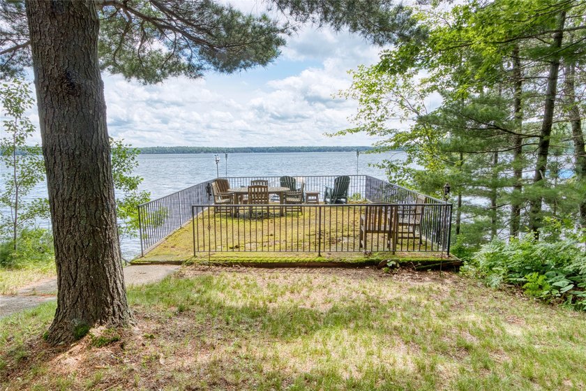 The Stone House on Lac Courte Oreilles offers timeless - photo 13