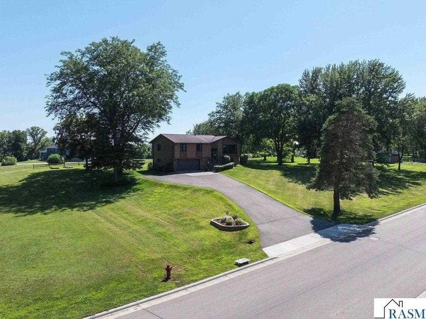 Spacious Split-Level Home on Over Half an Acre in Elysian! - photo 38