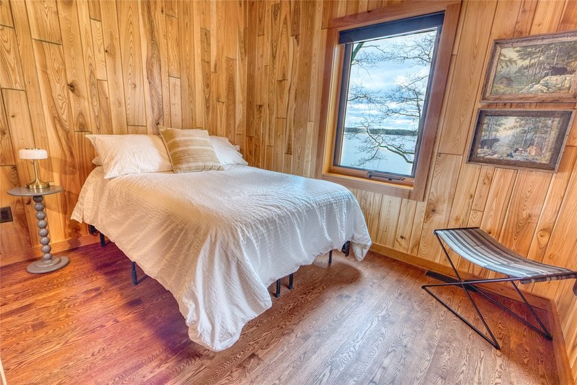 The Stone House on Lac Courte Oreilles offers timeless - photo 40