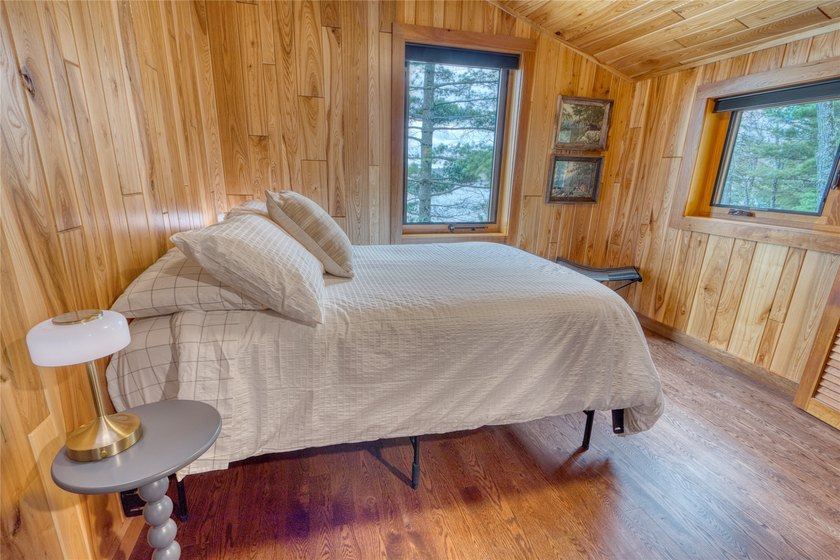 The Stone House on Lac Courte Oreilles offers timeless - photo 41