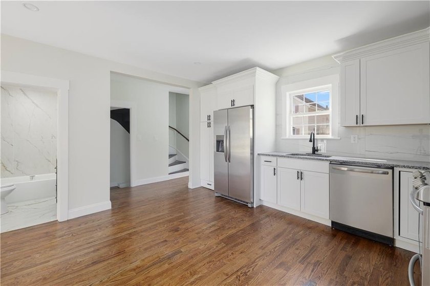Welcome to your dream home at 2 Birch Street, a charming and - photo 9
