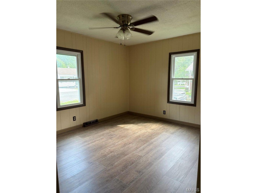 You don't want to miss this 3 bedroom, 2 bath ranch with - photo 11